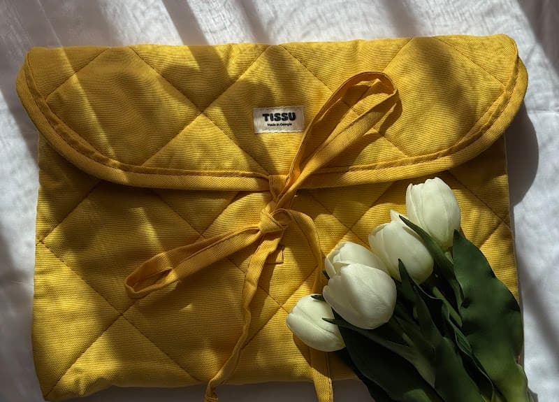 Tissu with strap #7